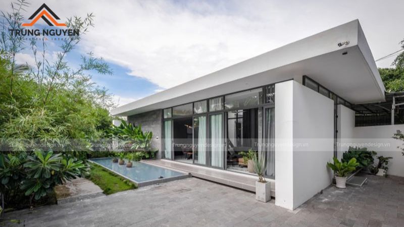 Nhà mái bằng với thiết kế hiện đại và đường nét phẳng mạnh mẽ