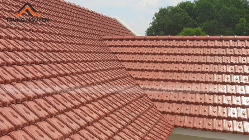 Mái ngói dốc có tuổi thọ cao nhờ kết cấu chắc chắn và vật liệu bền vững