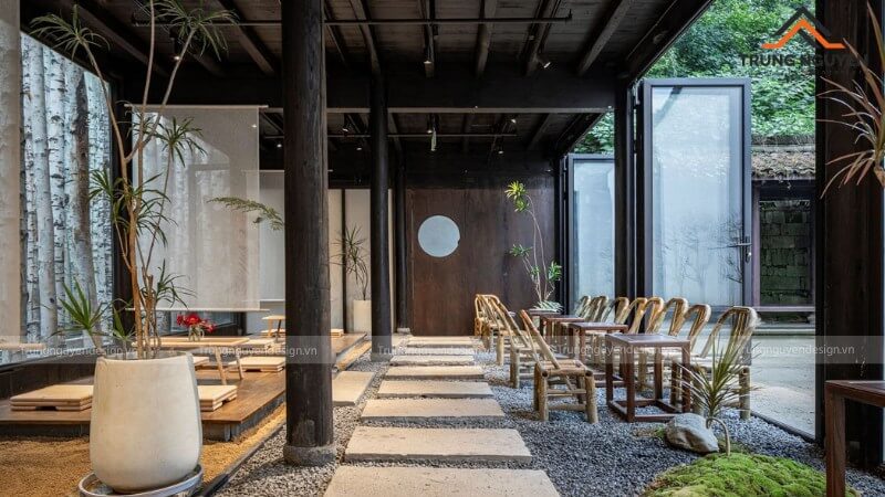 Bố trí không gian mở và các khu vực chức năng hợp lý cho quán cafe Wabi-Sabi