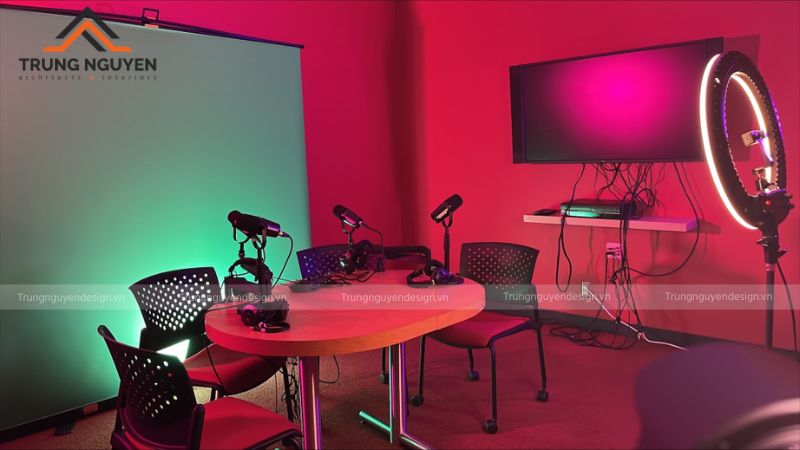 Setup podcast chuyên nghiệp không thể thiếu các thiết bị phụ trợ