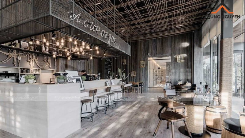 Quầy bar cafe phong cách Industrial chuyên nghiệp và là điểm nhấn của không gian