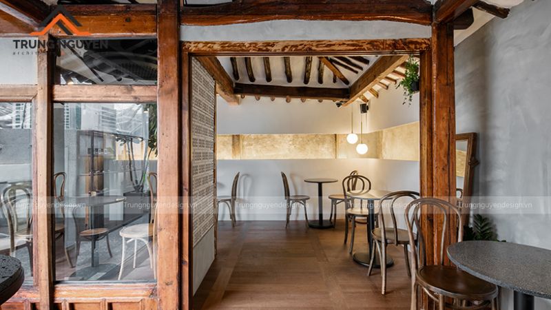 Thiết kế linh hoạt của quán cafe Hàn Quốc đáp ứng nhu cầu làm việc, học tập và gặp gỡ bạn bè