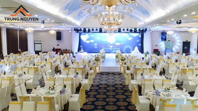 Tổng thể một nhà hàng tiệc cưới sang trọng, hiện đại
